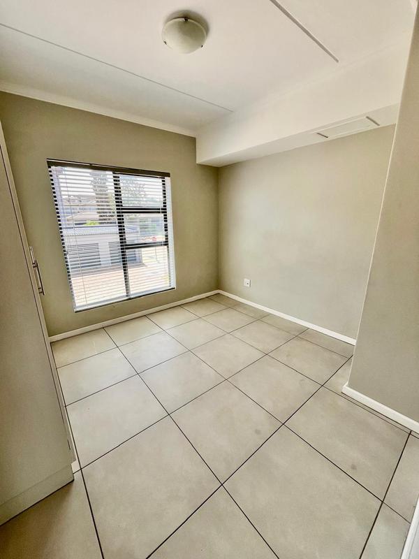 To Let 2 Bedroom Property for Rent in Brackenfell South Western Cape